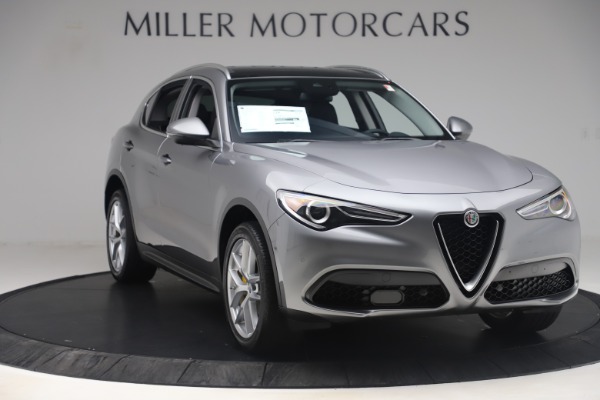 New 2019 Alfa Romeo Stelvio Ti Lusso Q4 for sale Sold at Aston Martin of Greenwich in Greenwich CT 06830 11