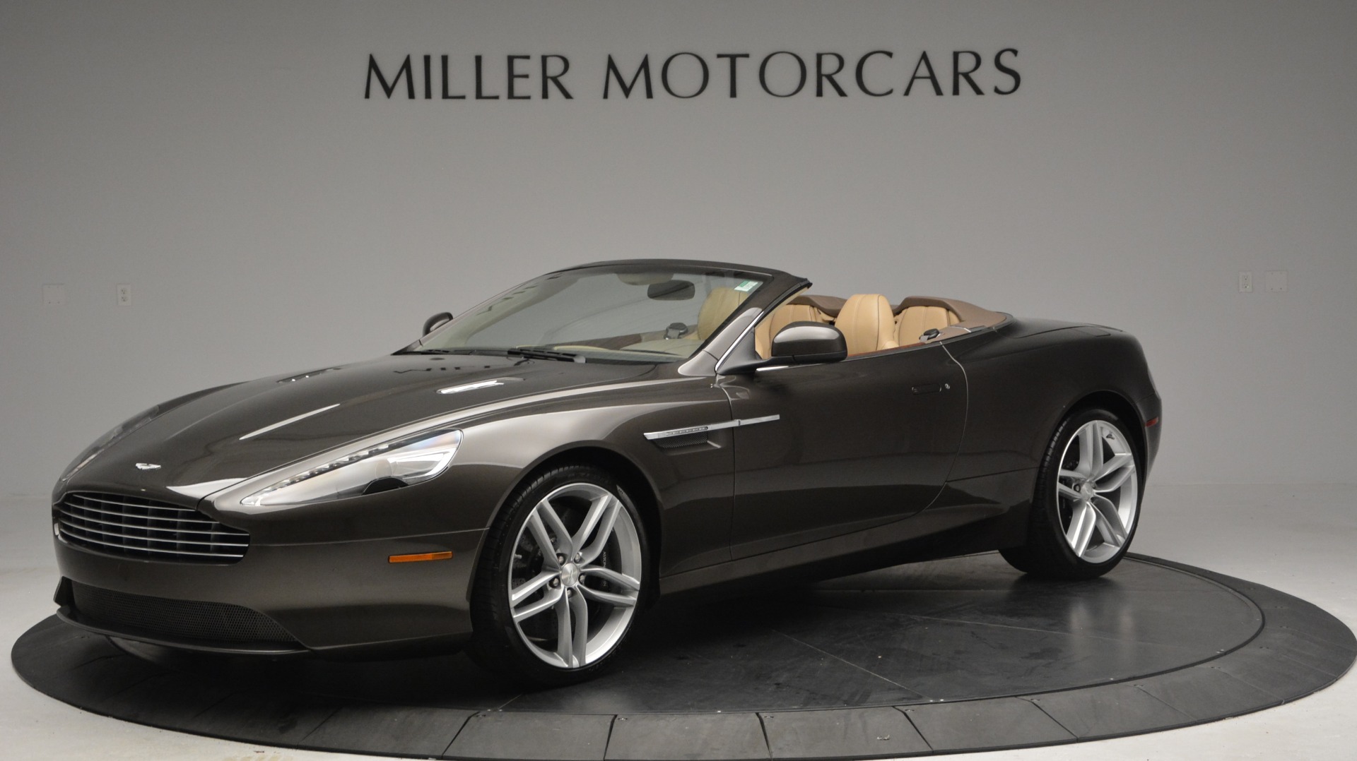 Used 2012 Aston Martin Virage Convertible for sale Sold at Aston Martin of Greenwich in Greenwich CT 06830 1
