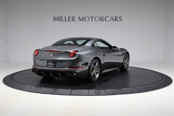 Used 2015 Ferrari California T for sale Sold at Aston Martin of Greenwich in Greenwich CT 06830 17