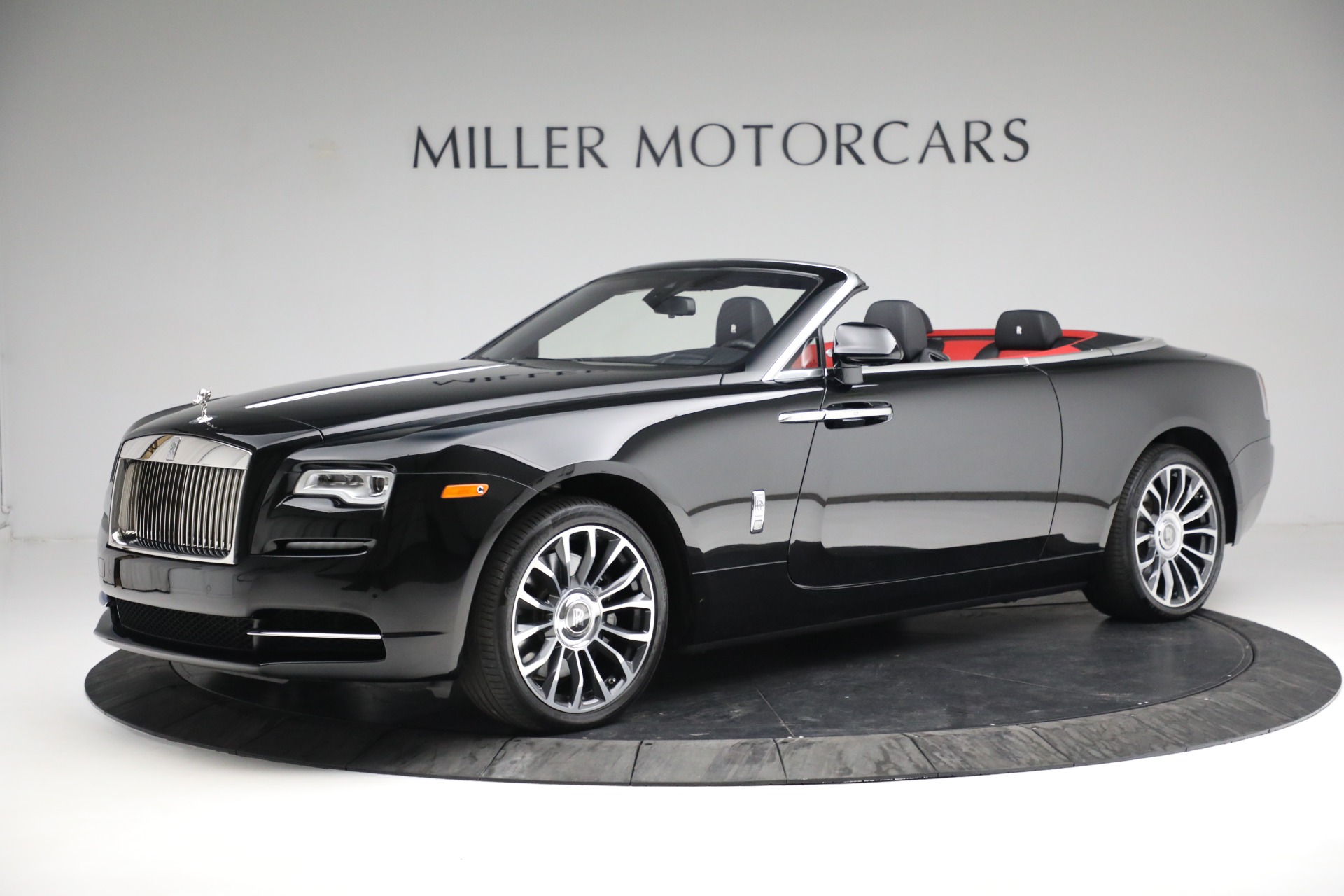 Used 2019 Rolls-Royce Dawn for sale Sold at Aston Martin of Greenwich in Greenwich CT 06830 1