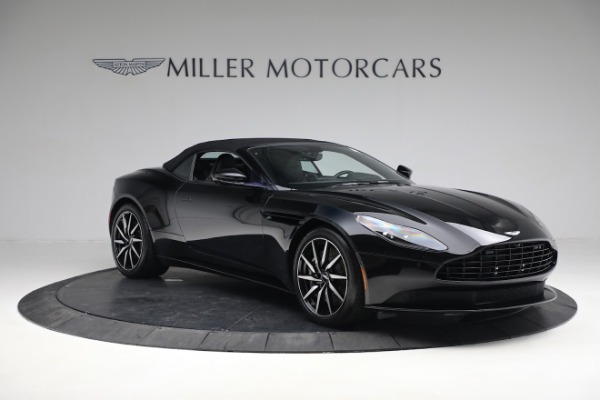 Used 2020 Aston Martin DB11 Volante for sale Sold at Aston Martin of Greenwich in Greenwich CT 06830 18