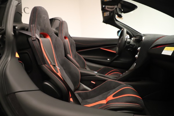 New 2020 McLaren 720S SPIDER Convertible for sale Sold at Aston Martin of Greenwich in Greenwich CT 06830 25
