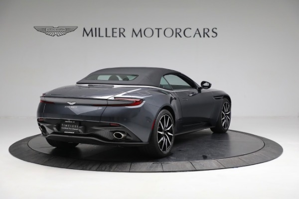 Used 2019 Aston Martin DB11 Volante for sale $145,900 at Aston Martin of Greenwich in Greenwich CT 06830 16