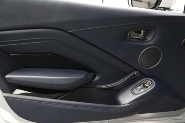 New 2020 Aston Martin Vantage Coupe for sale $207,072 at Aston Martin of Greenwich in Greenwich CT 06830 16