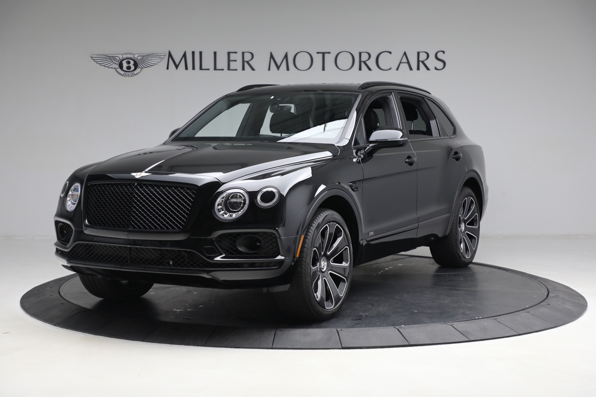 Used 2020 Bentley Bentayga V8 Design Series for sale $145,900 at Aston Martin of Greenwich in Greenwich CT 06830 1