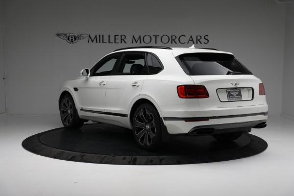 Used 2020 Bentley Bentayga V8 Design Edition for sale $179,900 at Aston Martin of Greenwich in Greenwich CT 06830 5