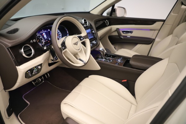 Used 2020 Bentley Bentayga V8 for sale $158,900 at Aston Martin of Greenwich in Greenwich CT 06830 17