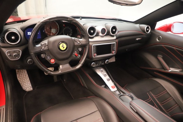 Used 2016 Ferrari California T for sale Sold at Aston Martin of Greenwich in Greenwich CT 06830 19