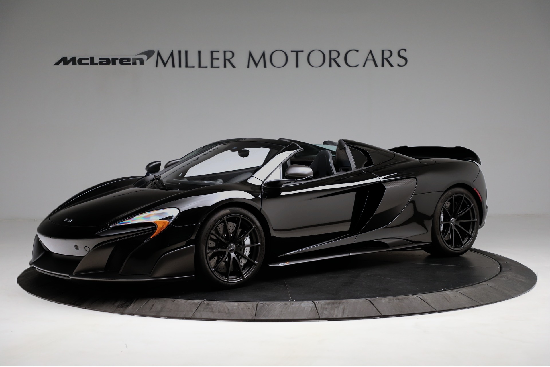 Used 2016 McLaren 675LT Spider for sale Sold at Aston Martin of Greenwich in Greenwich CT 06830 1