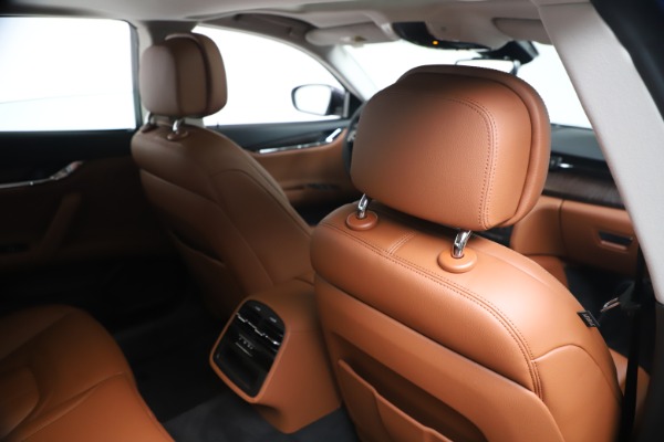 Used 2019 Maserati Quattroporte S Q4 for sale Sold at Aston Martin of Greenwich in Greenwich CT 06830 25