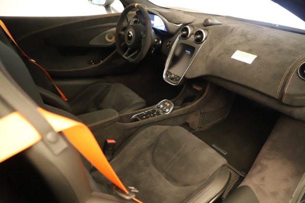 Used 2020 McLaren 600LT Spider for sale Sold at Aston Martin of Greenwich in Greenwich CT 06830 25