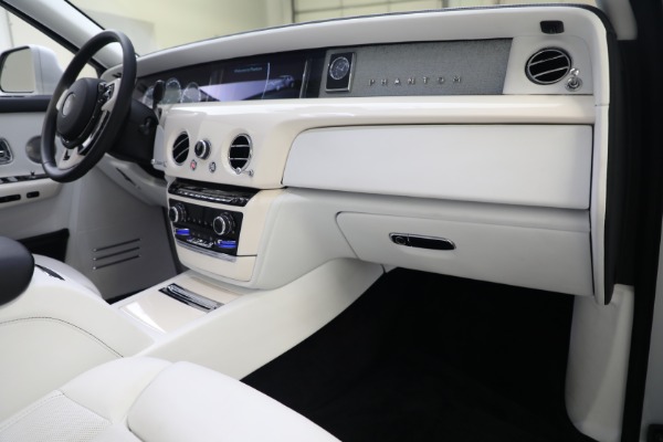 Used 2020 Rolls-Royce Phantom for sale $409,900 at Aston Martin of Greenwich in Greenwich CT 06830 22