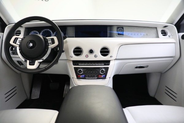 Used 2020 Rolls-Royce Phantom for sale $409,900 at Aston Martin of Greenwich in Greenwich CT 06830 4
