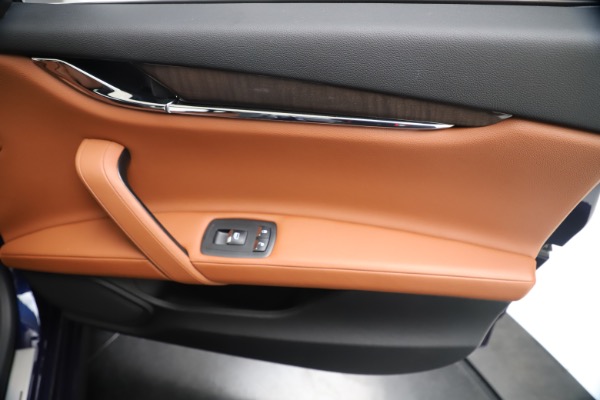 Used 2016 Maserati Quattroporte S Q4 for sale Sold at Miller Motorcars Aston Martin in Greenwich CT 06830 25