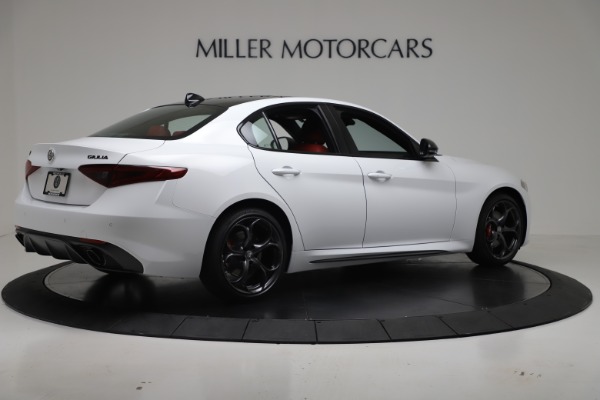 New 2019 Alfa Romeo Giulia Ti Sport Carbon Q4 for sale Sold at Aston Martin of Greenwich in Greenwich CT 06830 8