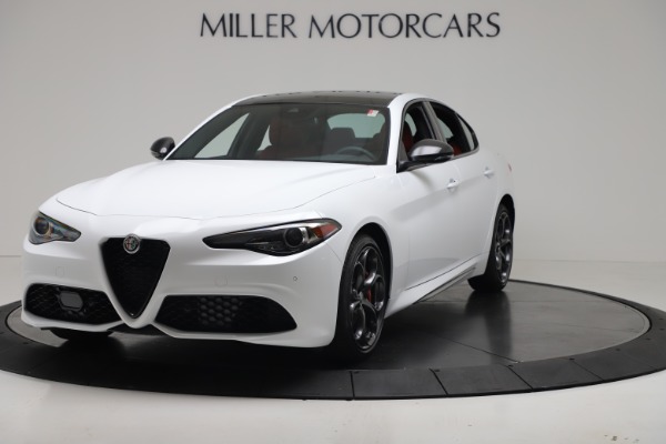 New 2019 Alfa Romeo Giulia Ti Sport Carbon Q4 for sale Sold at Aston Martin of Greenwich in Greenwich CT 06830 1