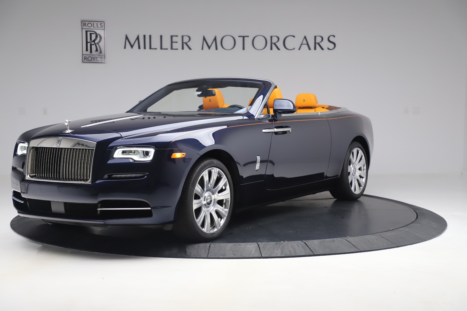 Used 2017 Rolls-Royce Dawn for sale Sold at Aston Martin of Greenwich in Greenwich CT 06830 1