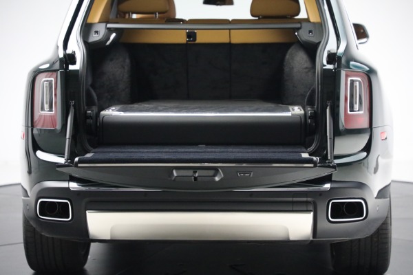 Used 2020 Rolls-Royce Cullinan for sale Sold at Aston Martin of Greenwich in Greenwich CT 06830 18