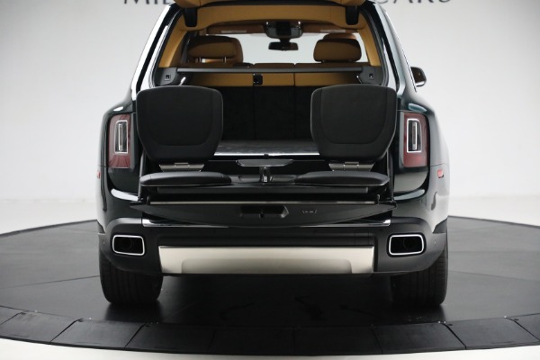 Used 2020 Rolls-Royce Cullinan for sale Sold at Aston Martin of Greenwich in Greenwich CT 06830 20