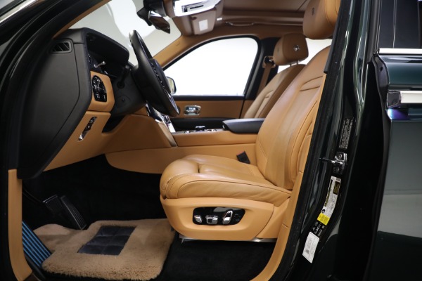Used 2020 Rolls-Royce Cullinan for sale Sold at Aston Martin of Greenwich in Greenwich CT 06830 25