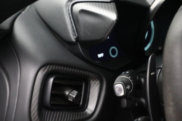 Used 2020 Aston Martin Vantage Coupe for sale $105,900 at Aston Martin of Greenwich in Greenwich CT 06830 19