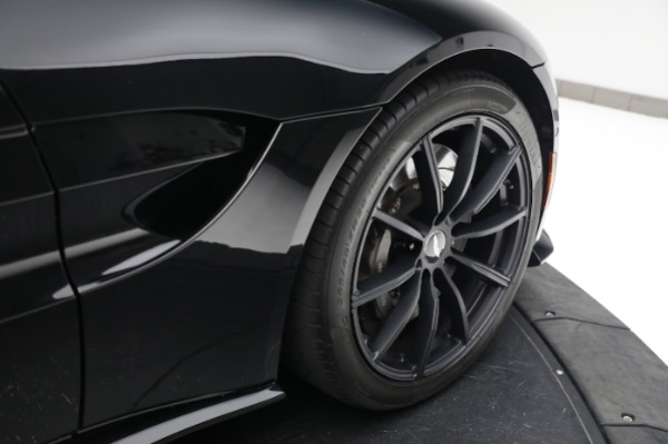 Used 2020 Aston Martin Vantage Coupe for sale $105,900 at Aston Martin of Greenwich in Greenwich CT 06830 28
