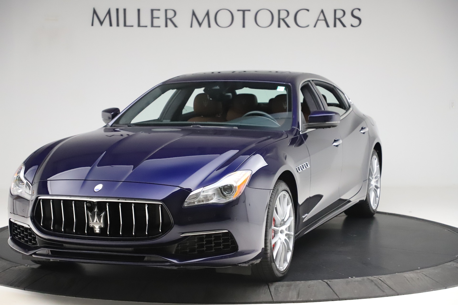 Used 2017 Maserati Quattroporte S Q4 GranLusso for sale Sold at Aston Martin of Greenwich in Greenwich CT 06830 1