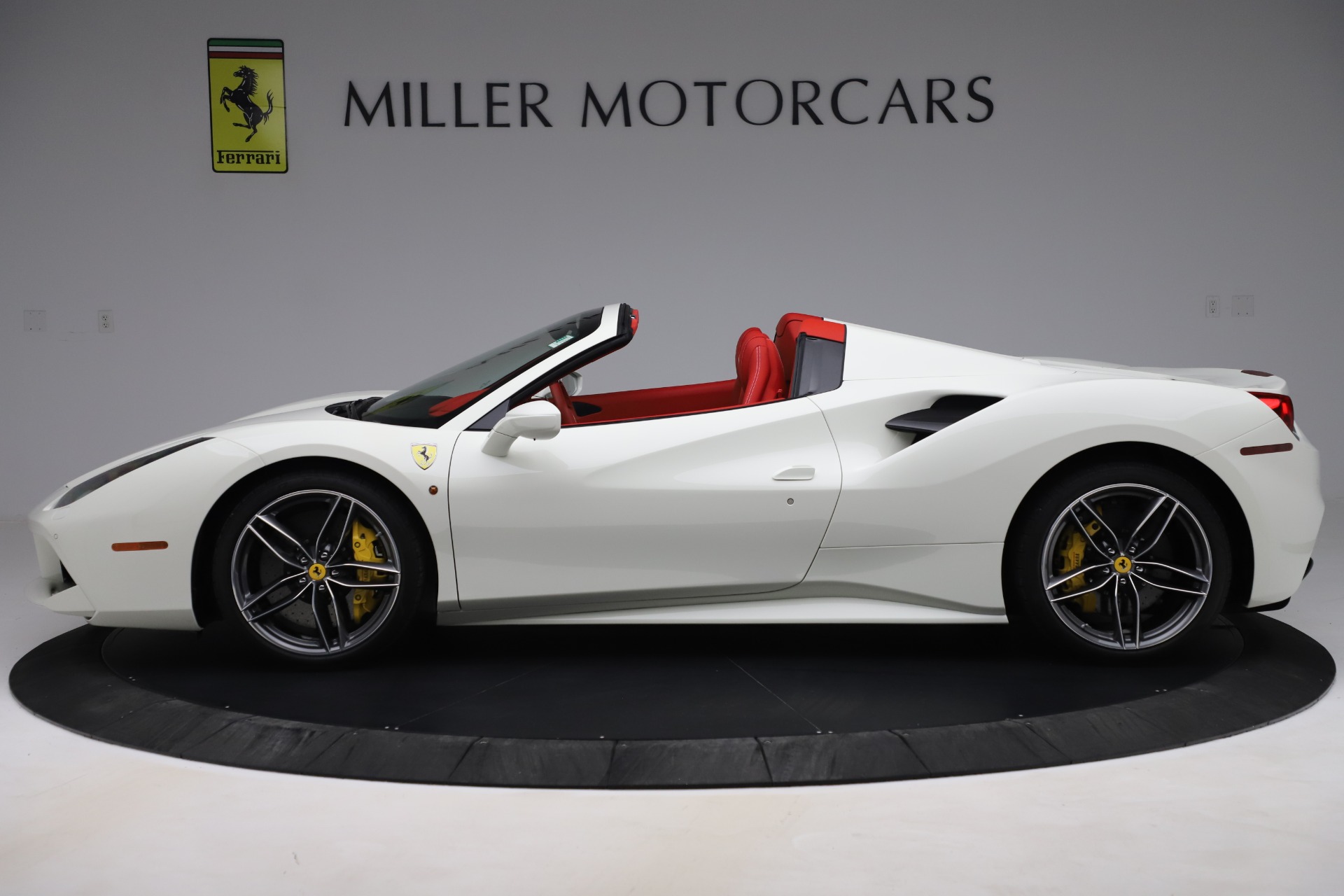 Pre Owned 2018 Ferrari 488 Spider For Sale 298900