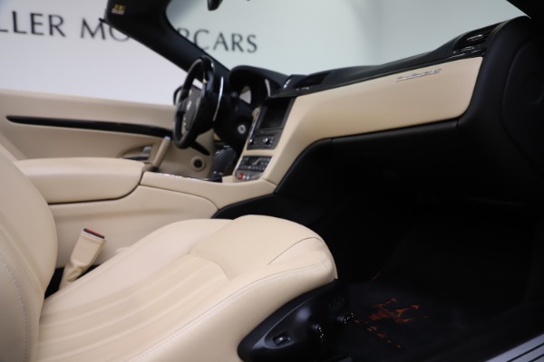 Used 2013 Maserati GranTurismo for sale Sold at Aston Martin of Greenwich in Greenwich CT 06830 27