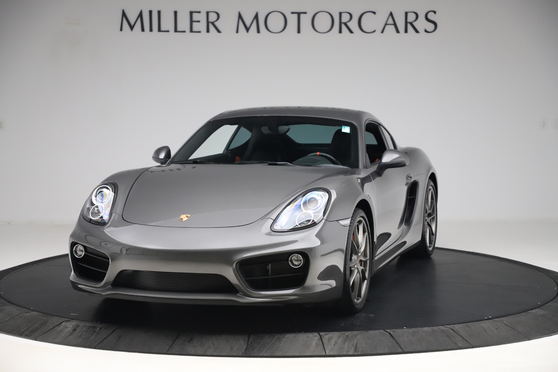 Used 2015 Porsche Cayman S for sale Sold at Aston Martin of Greenwich in Greenwich CT 06830 1