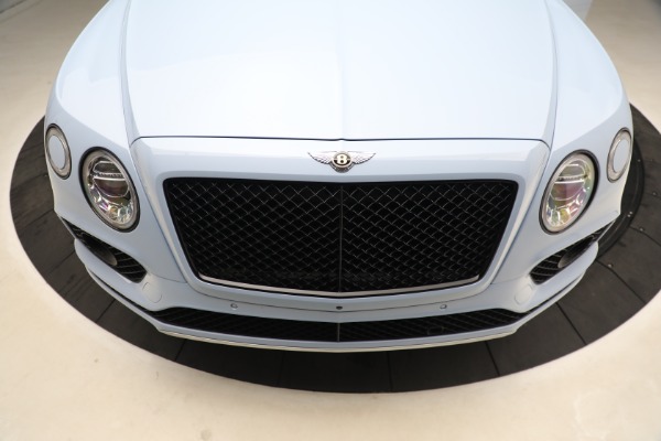 Used 2020 Bentley Bentayga V8 for sale $129,900 at Aston Martin of Greenwich in Greenwich CT 06830 22