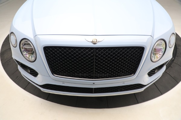 Used 2020 Bentley Bentayga V8 for sale $129,900 at Aston Martin of Greenwich in Greenwich CT 06830 23
