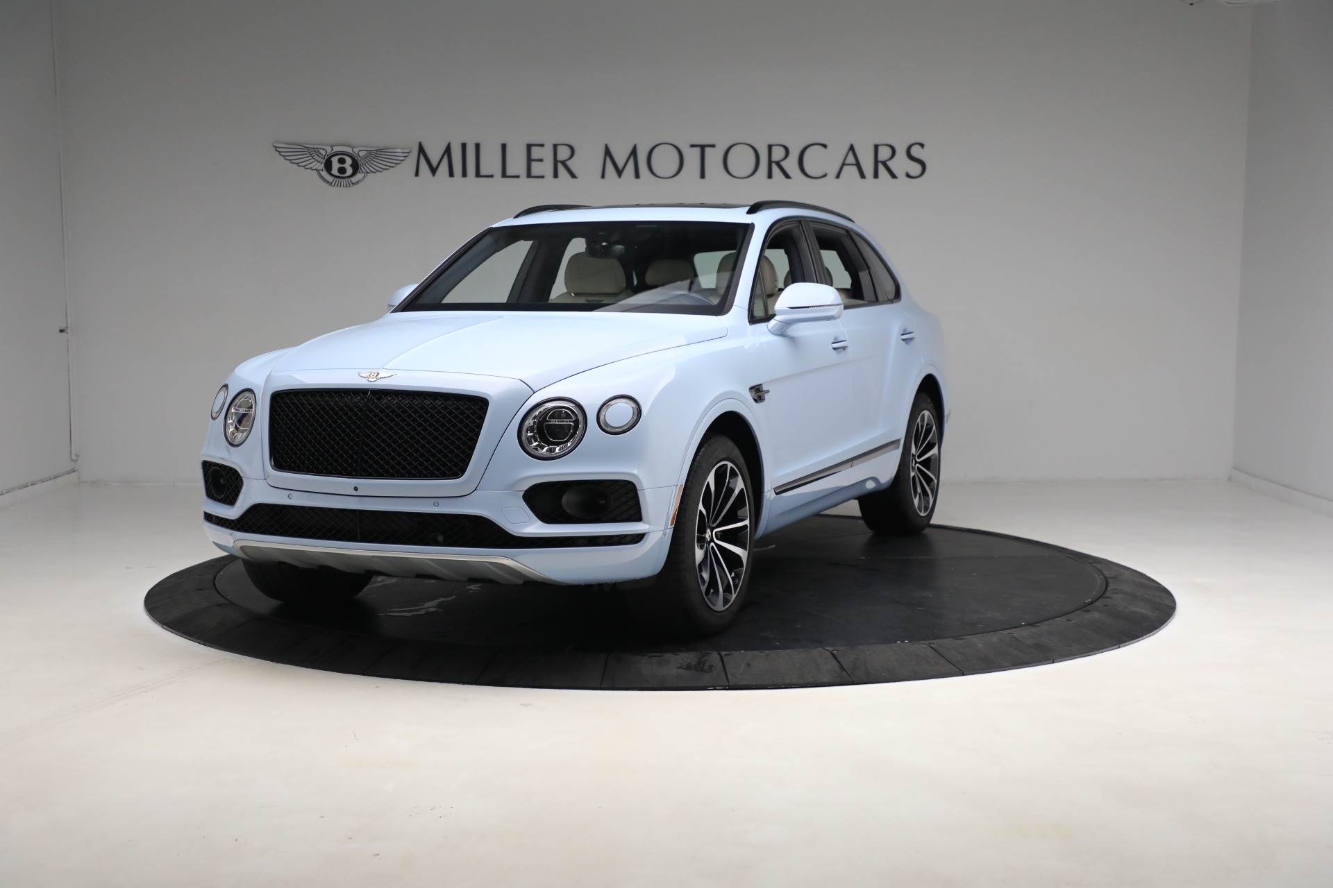 Used 2020 Bentley Bentayga V8 for sale Sold at Aston Martin of Greenwich in Greenwich CT 06830 1