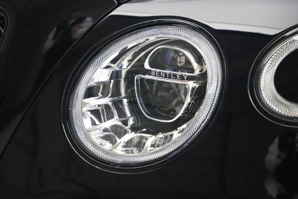 Used 2020 Bentley Bentayga V8 for sale $154,900 at Aston Martin of Greenwich in Greenwich CT 06830 15