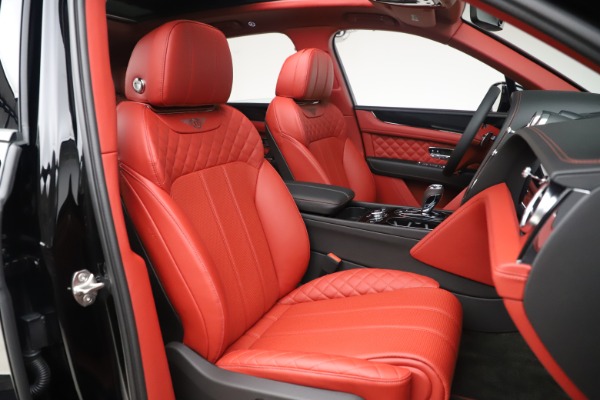 Used 2020 Bentley Bentayga V8 for sale $154,900 at Aston Martin of Greenwich in Greenwich CT 06830 26
