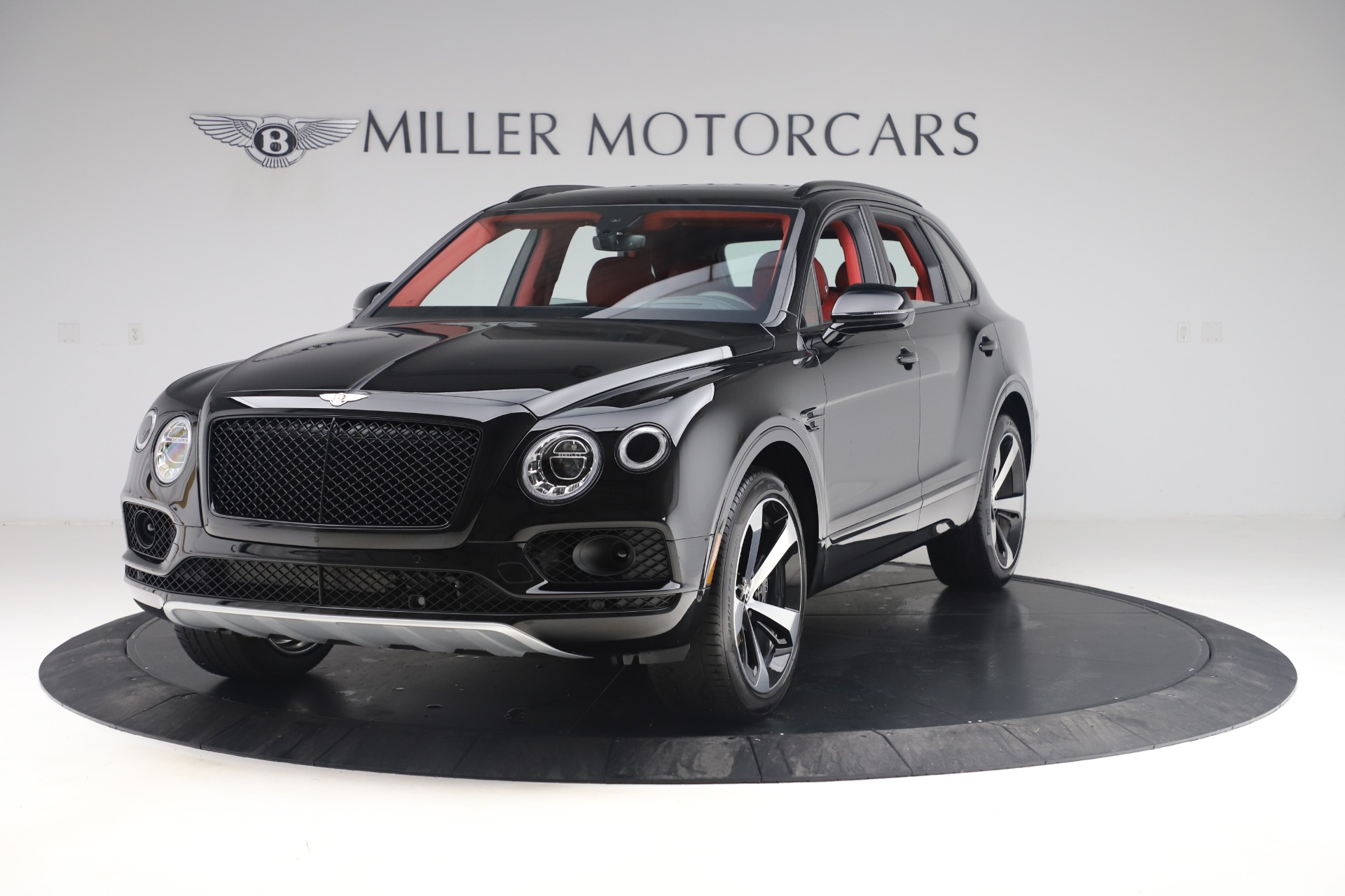 Used 2020 Bentley Bentayga V8 for sale $154,900 at Aston Martin of Greenwich in Greenwich CT 06830 1
