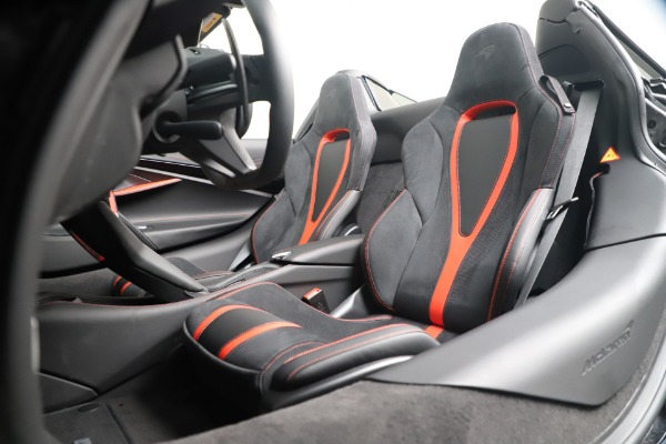 Used 2020 McLaren 720S Spider for sale $334,900 at Aston Martin of Greenwich in Greenwich CT 06830 25