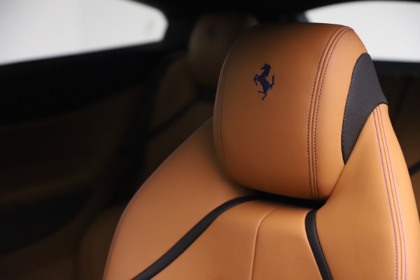 Used 2017 Ferrari GTC4Lusso for sale $231,900 at Aston Martin of Greenwich in Greenwich CT 06830 21