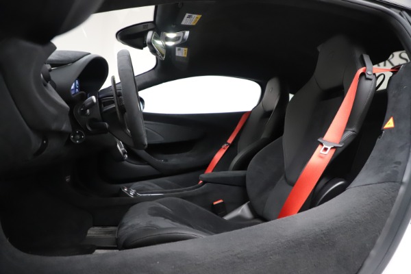 Used 2019 McLaren 600LT Coupe for sale $237,900 at Aston Martin of Greenwich in Greenwich CT 06830 17