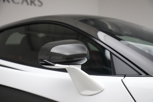 Used 2019 McLaren 600LT Coupe for sale $237,900 at Aston Martin of Greenwich in Greenwich CT 06830 28