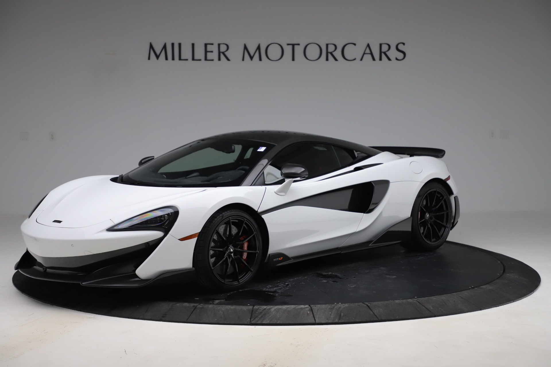Used 2019 McLaren 600LT Coupe for sale $237,900 at Aston Martin of Greenwich in Greenwich CT 06830 1