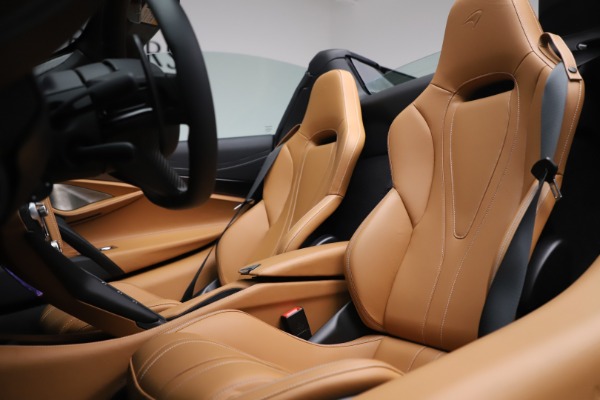 New 2020 McLaren 720S Spider Luxury for sale Sold at Aston Martin of Greenwich in Greenwich CT 06830 27