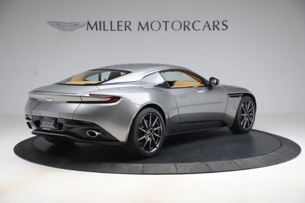 Used 2017 Aston Martin DB11 V12 Coupe for sale Sold at Aston Martin of Greenwich in Greenwich CT 06830 7