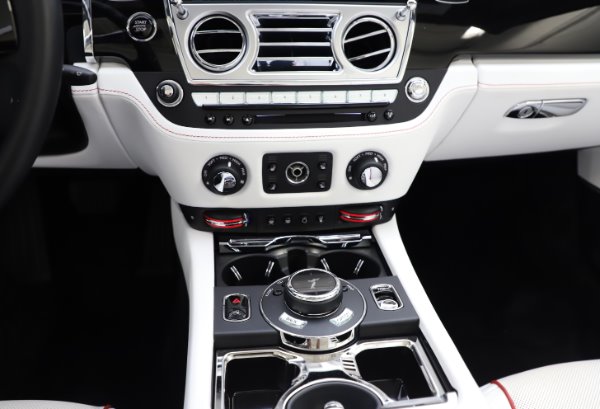 Used 2016 Rolls-Royce Dawn for sale $239,900 at Aston Martin of Greenwich in Greenwich CT 06830 27