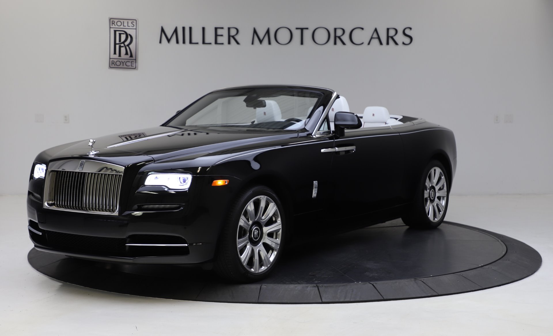 Used 2016 Rolls-Royce Dawn for sale Sold at Aston Martin of Greenwich in Greenwich CT 06830 1