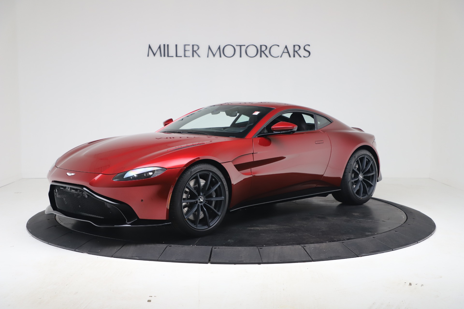 New 2020 Aston Martin Vantage Coupe for sale $195,459 at Aston Martin of Greenwich in Greenwich CT 06830 1