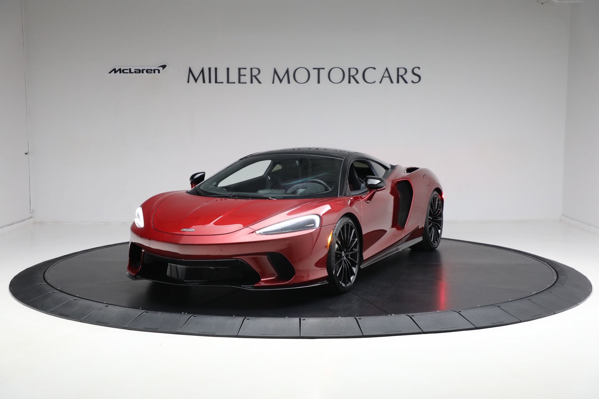 Used 2020 McLaren GT Coupe for sale $157,900 at Aston Martin of Greenwich in Greenwich CT 06830 1