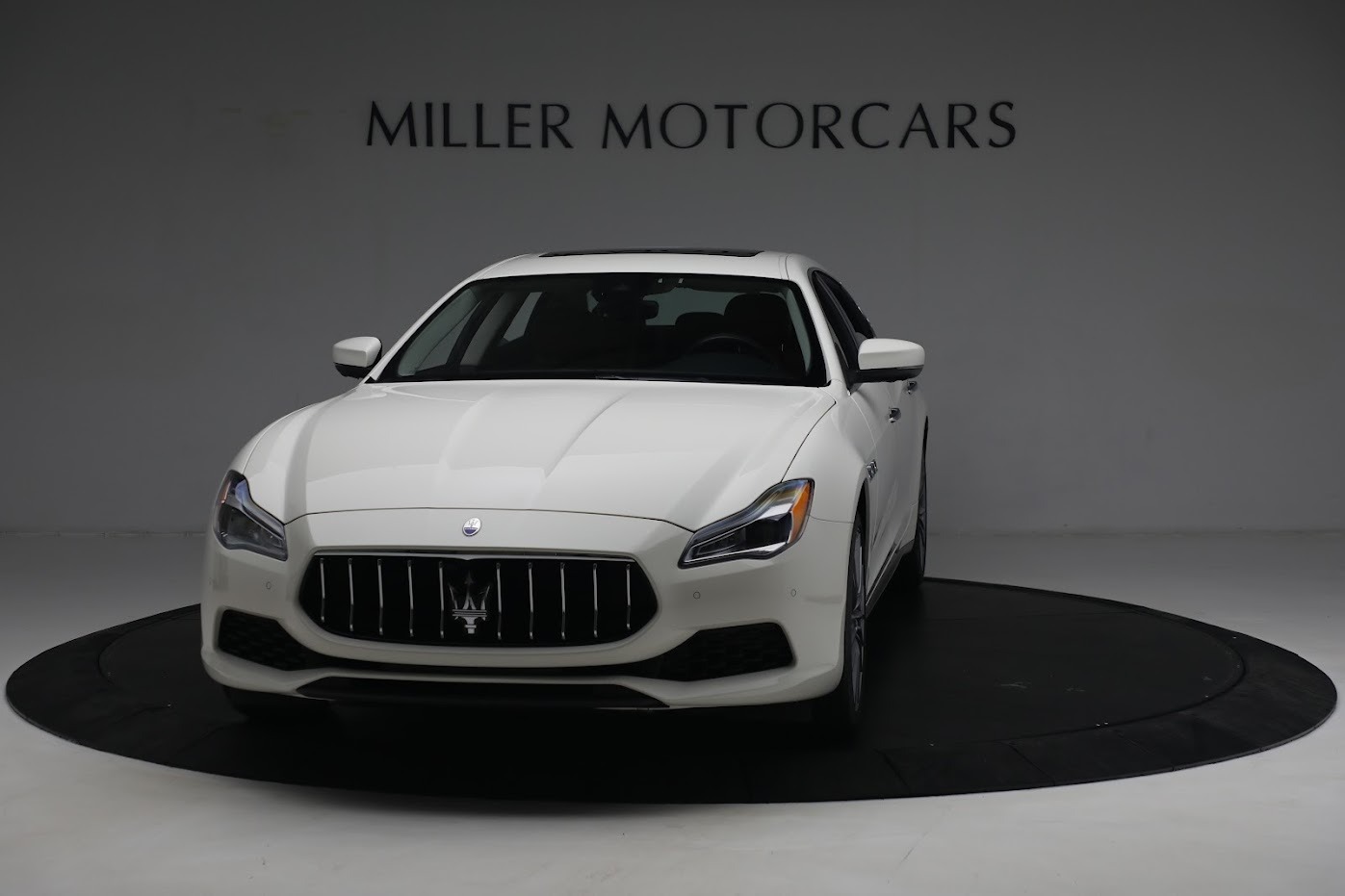 Used 2019 Maserati Quattroporte S Q4 for sale $51,900 at Aston Martin of Greenwich in Greenwich CT 06830 1