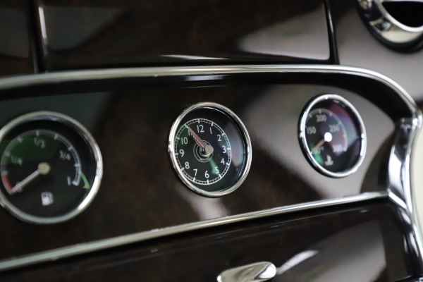 Used 2016 Bentley Mulsanne for sale Sold at Aston Martin of Greenwich in Greenwich CT 06830 25