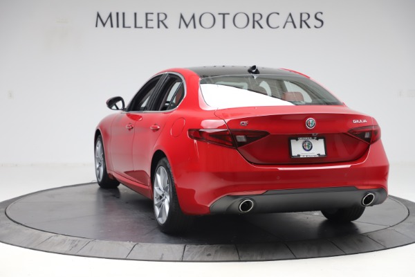 New 2020 Alfa Romeo Giulia Q4 for sale Sold at Aston Martin of Greenwich in Greenwich CT 06830 5